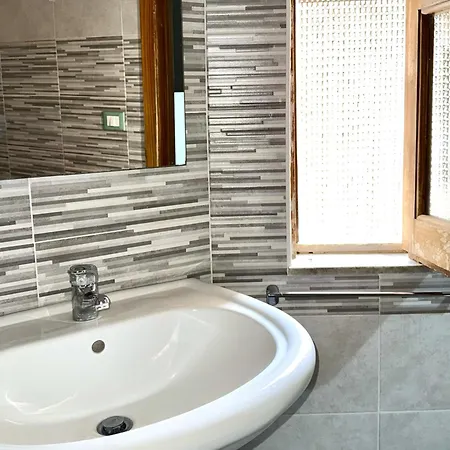 Апартаменты Enjoycasa Tra Sole Mare E L'etna Adrano